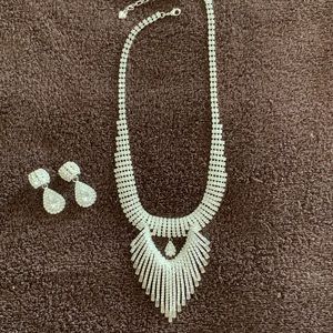 Gorgeous Well Made Vintage Bridal Rhinestone Set